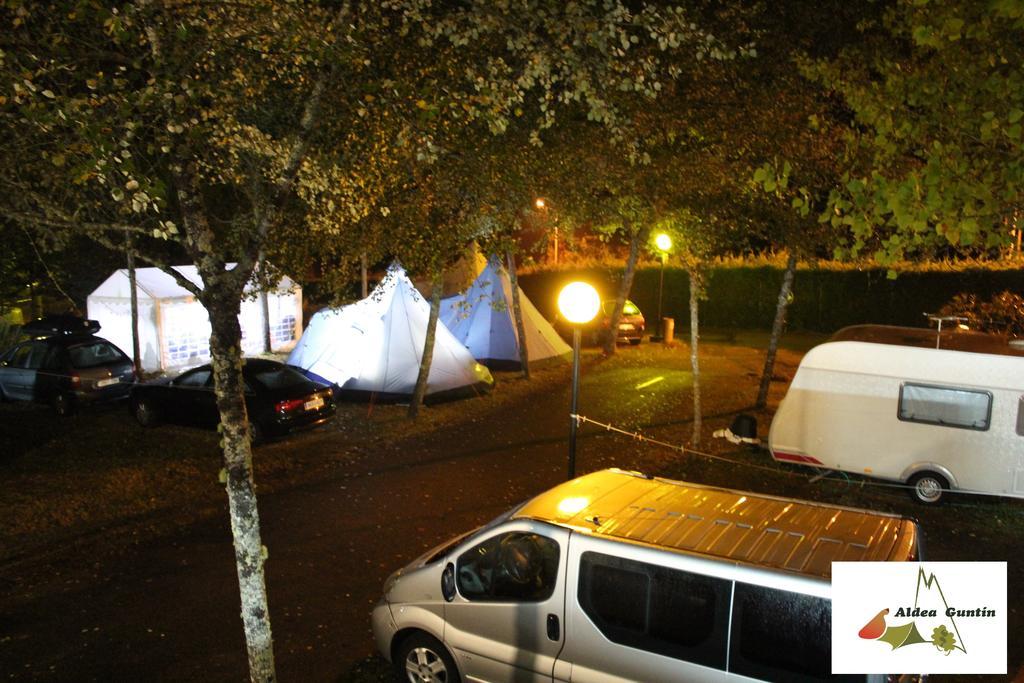 فندق La Canizaفي  Aldea Guntin Camping Caniza المظهر الخارجي الصورة