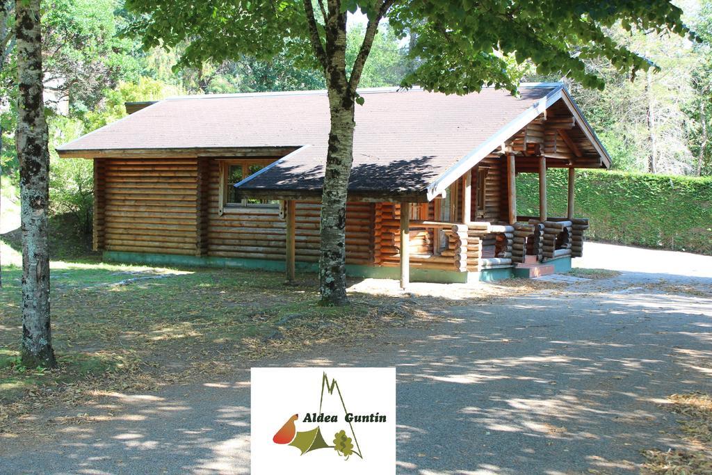 فندق La Canizaفي  Aldea Guntin Camping Caniza المظهر الخارجي الصورة