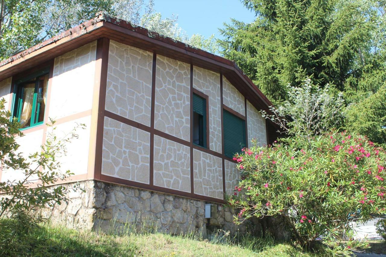 فندق La Canizaفي  Aldea Guntin Camping Caniza المظهر الخارجي الصورة